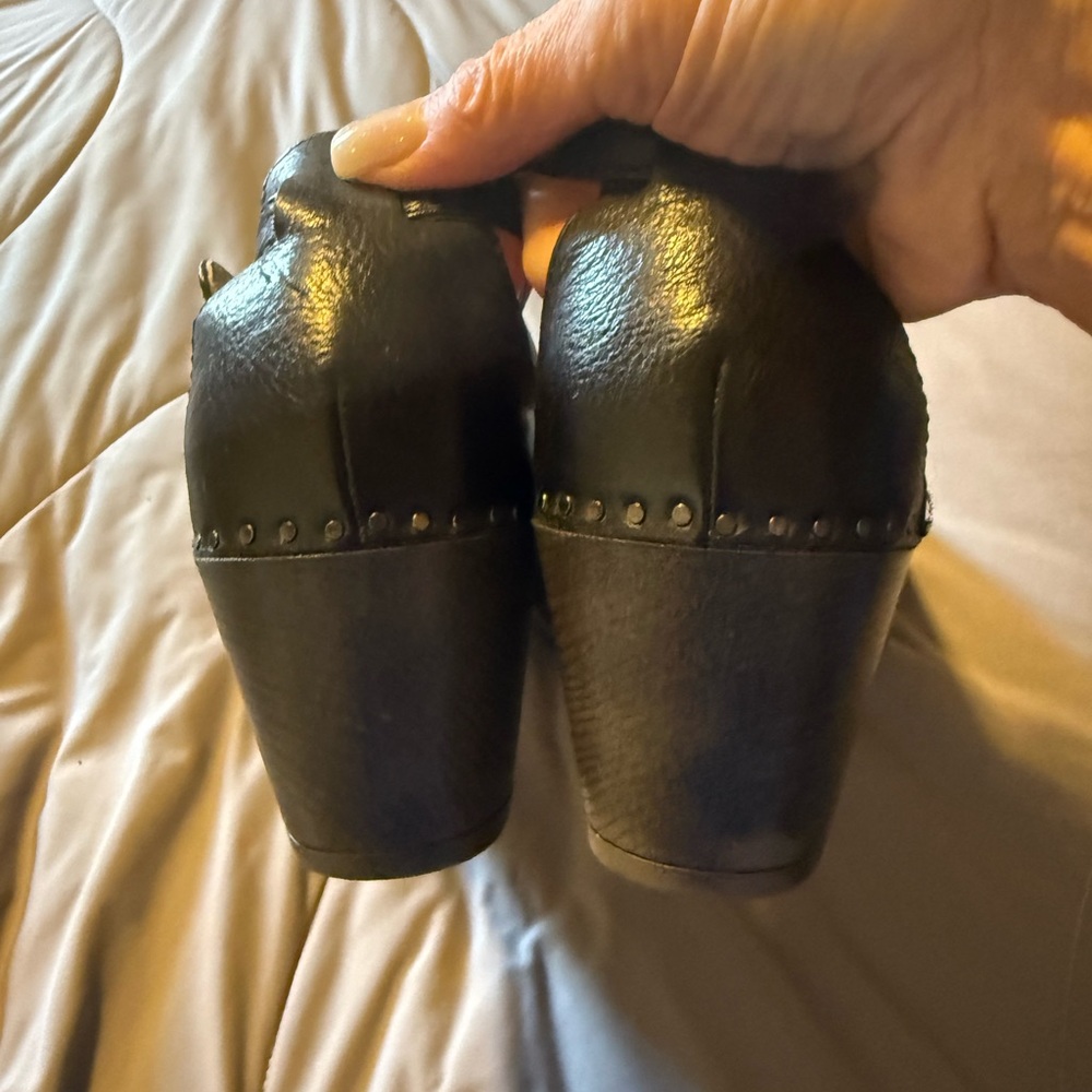 Dansko Black Leather Heeled Mules - Picture 5 of 9